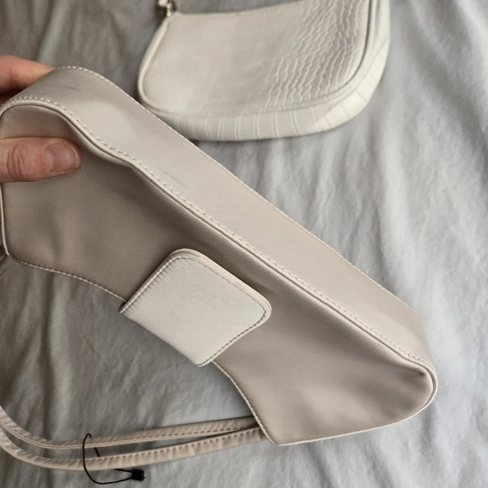 Set 2: Ivory Mini Purse shoulder bags - alligator & satin zip top 90s y2k - Picture 8 of 8